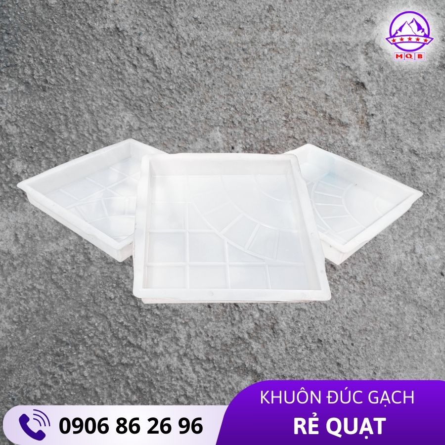 khuon-re-quat