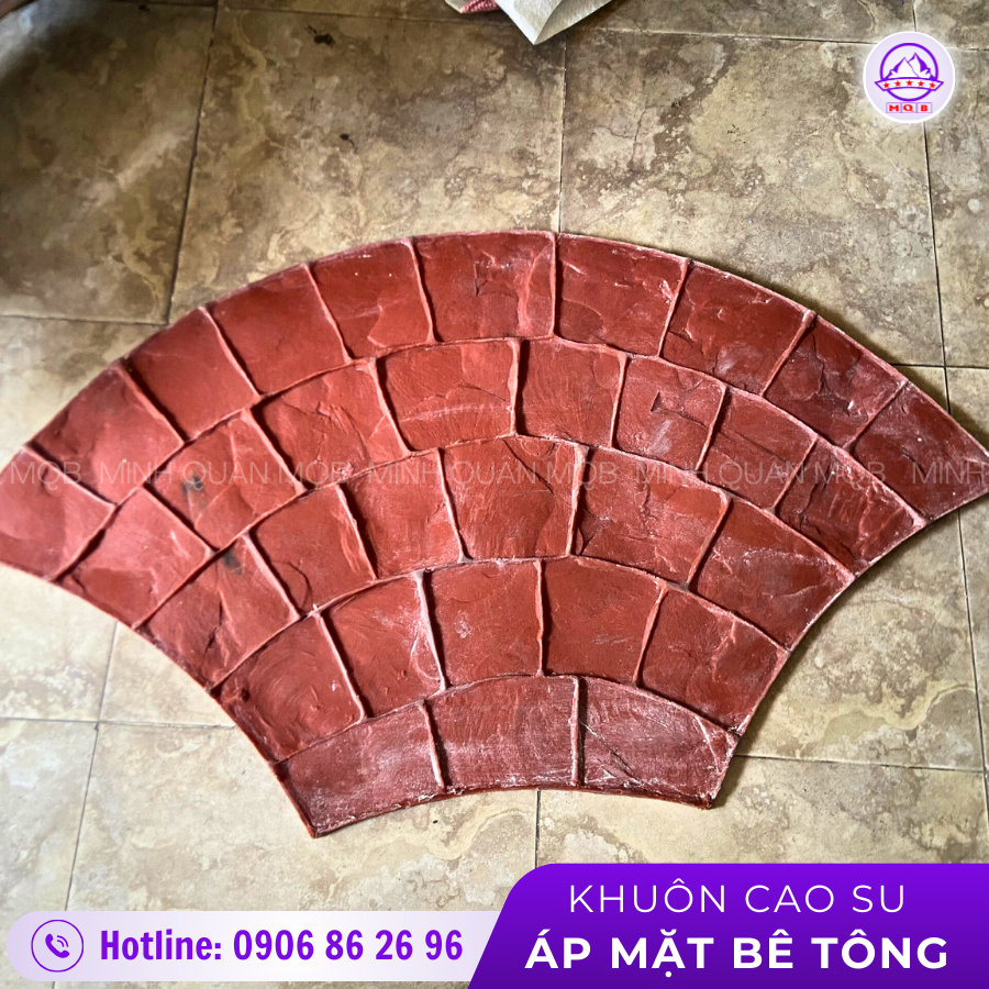 khuon-cao-su-ap-mat-be-tong