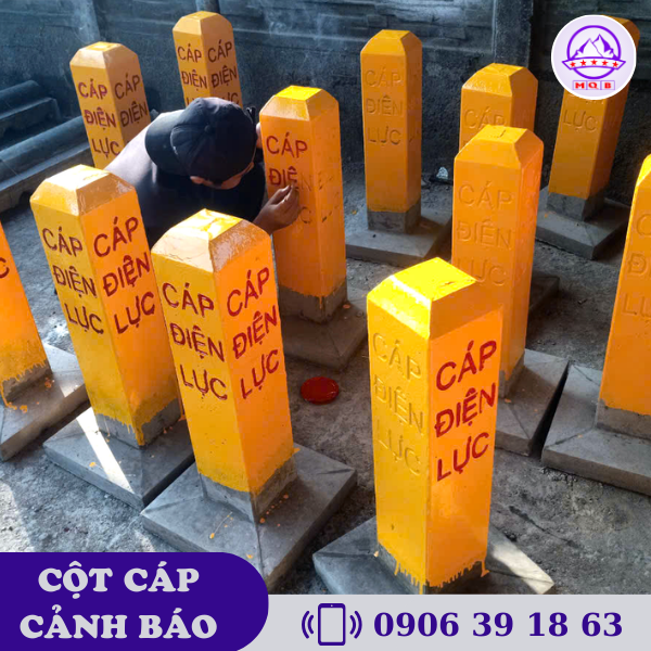 trụ bê tông làm mốc cảnh báo