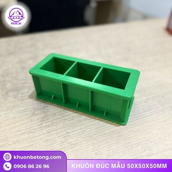 Khuôn mẫu bê tông 50x50x50mm bằng nhựa