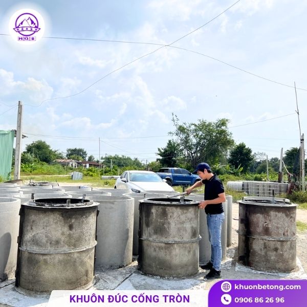 Khuôn sản xuất cống tròn