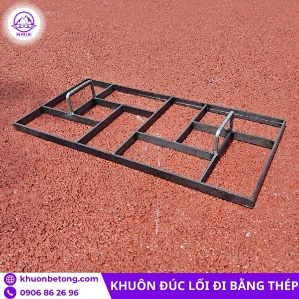 khuôn tạo hình sân vườn bằng thép