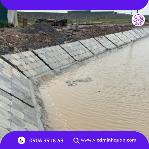 thi công gạch bờ kè bê tông