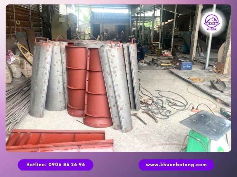 Khuôn đúc cống tại Lâm Đồng