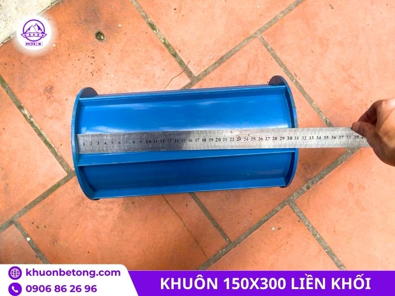 Khuôn đúc mẫu 150x300mm liền khối bằng nhựa