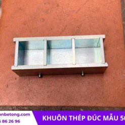 khuôn đúc mẫu 50mm ba ngăn