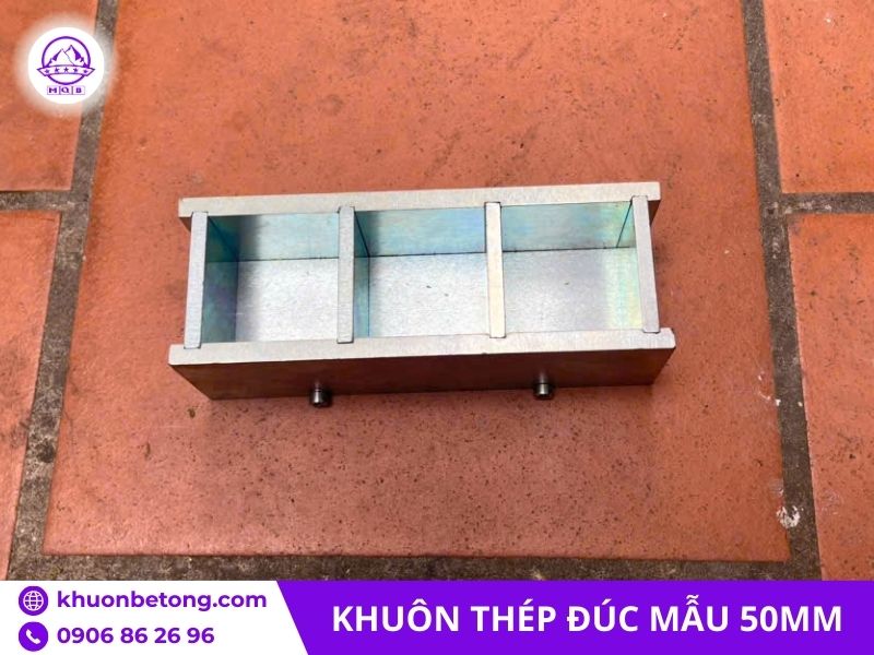 khuôn đúc mẫu 50mm ba ngăn