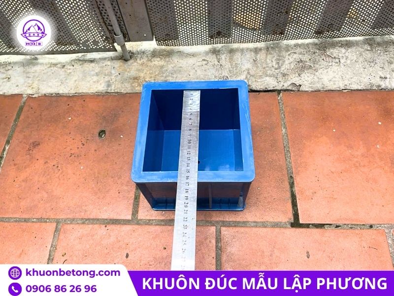 Khuôn đúc mẫu bê tông lập phương