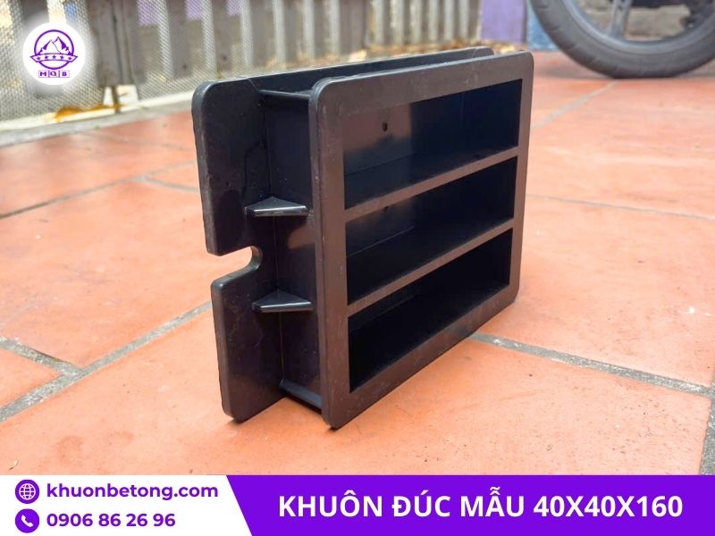 Khuôn đúc mẫu vữa thí nghiệm ba ngăn