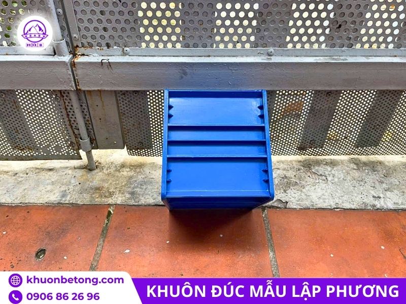 Khuôn lập phương toàn quốc bằng nhựa