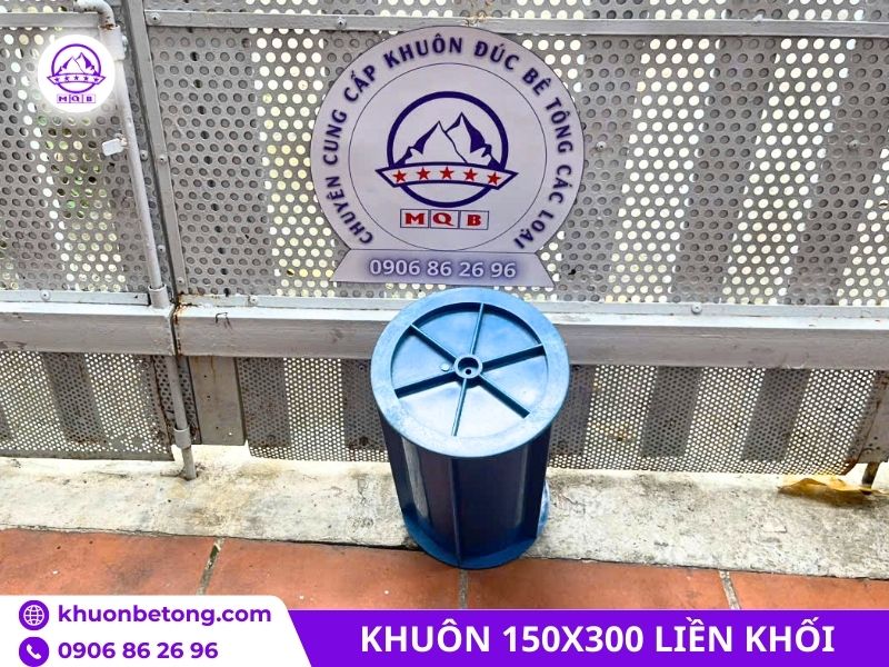 Khuôn trụ 150x300mm liền mảnh bằng nhựa ABS