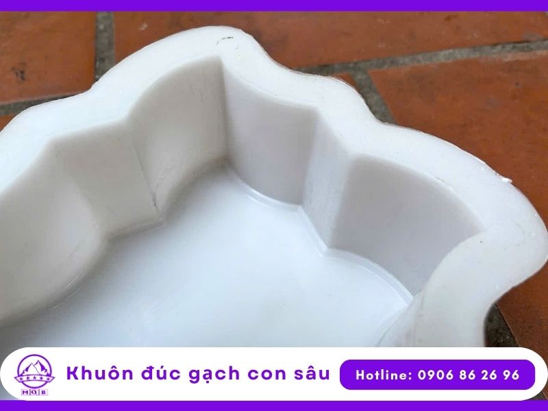 Khuôn đúc gạch vỉa hè bằng nhựa