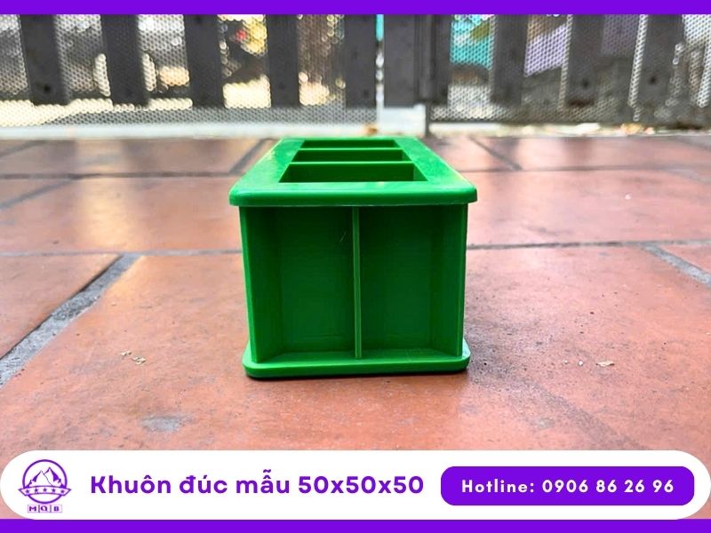 Khuôn đúc mẫu 50x50x50mm