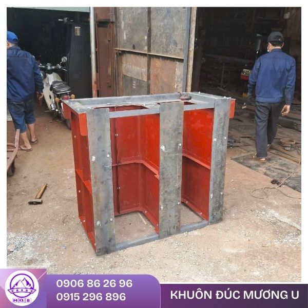 Khuôn đúc mương U 2 ngăn