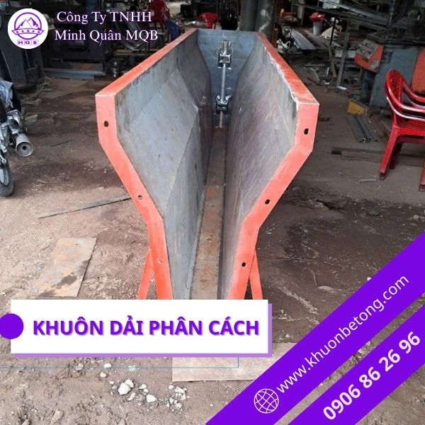 Khuôn dải phân cách bằng thép cao cấp