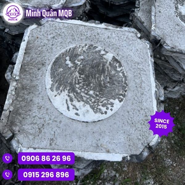 Khuôn đúc gạch lát bờ kè