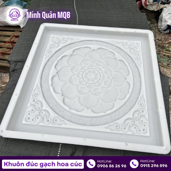 Khuôn đúc gạch hình hoa