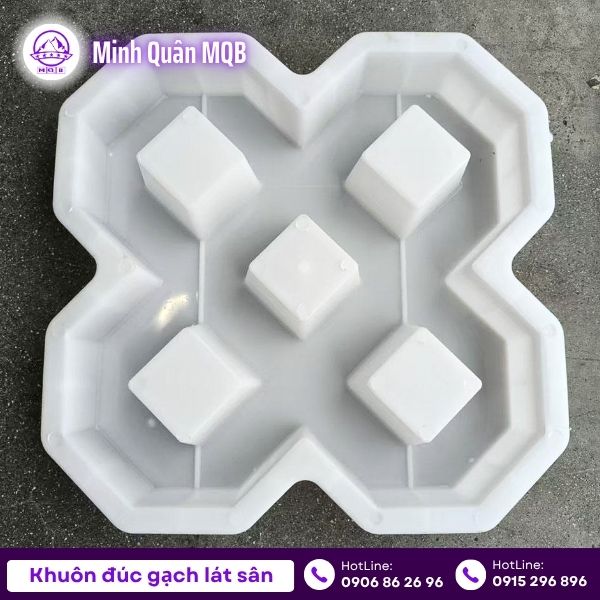 Khuôn gạch trồng cỏ ô vuông