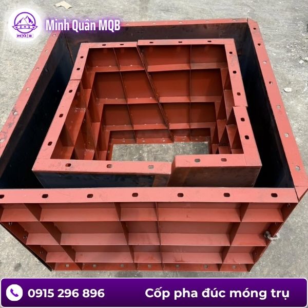 Khuôn đúc móng trụ