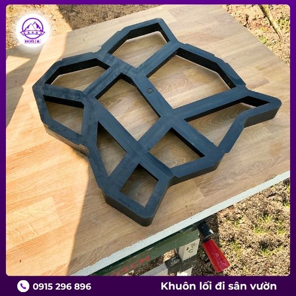 Khuôn nhựa tạo vân đá