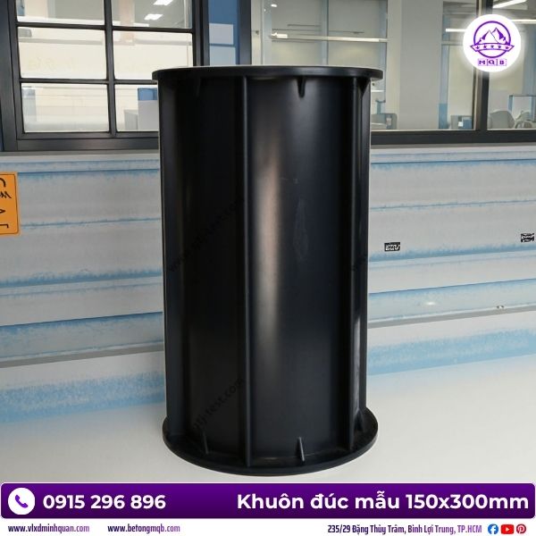 Khuôn đúc mẫu 150x300mm bằng nhựa ABS