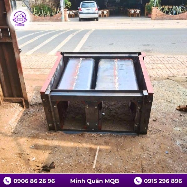 Khuôn đúc mương đôi bằng thép